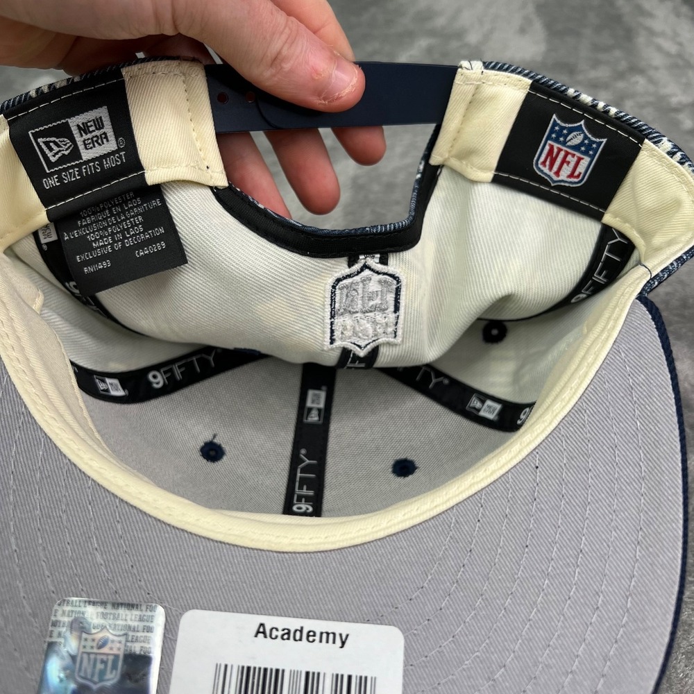 New Era Dallas Cowboys NFL Blue Plaid Statement 9Fifty Snapback Adjustable Hat - Picture 6 of 7